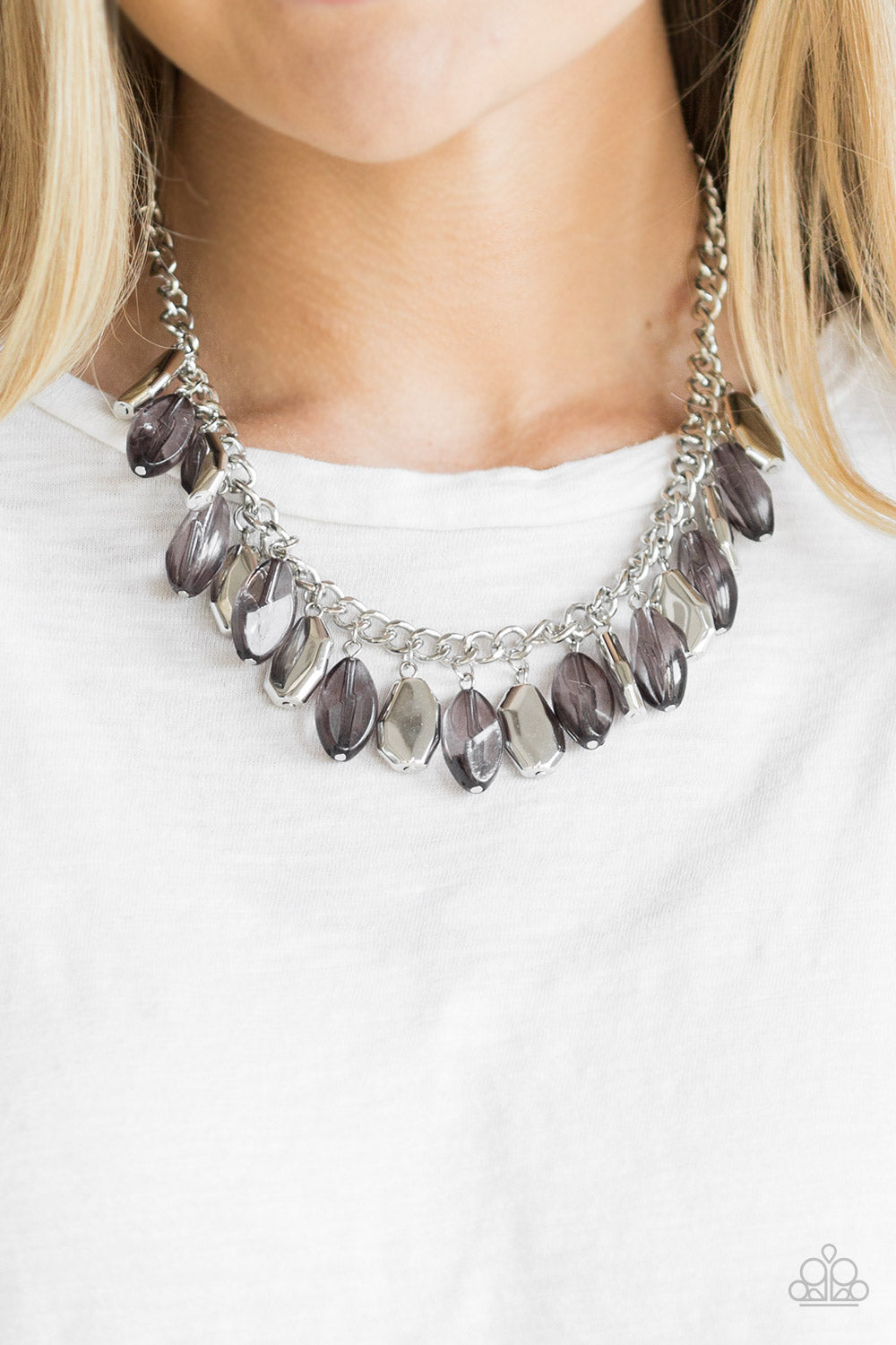 Fringe Fabulous - Silver Paparazzi Necklace