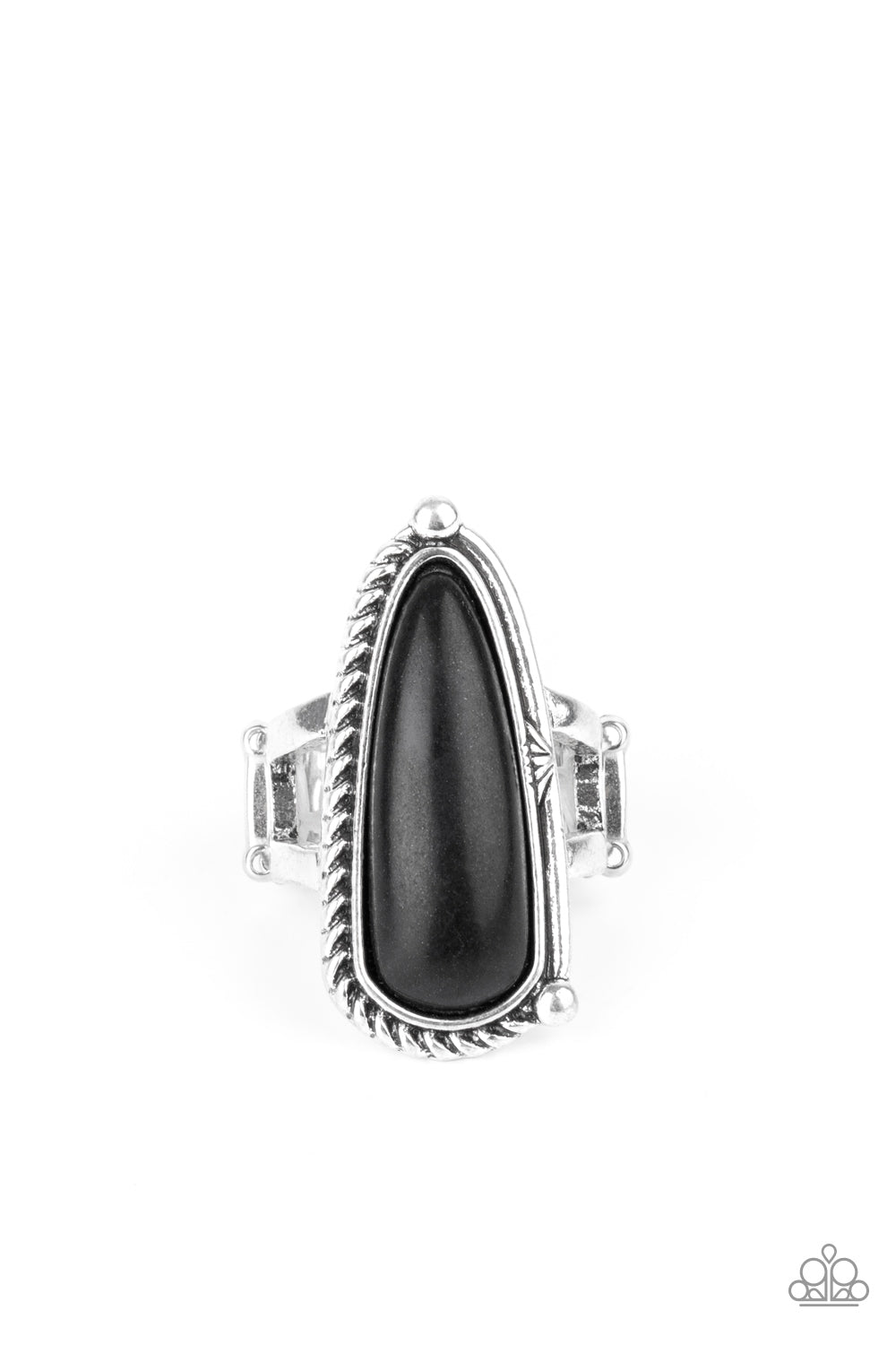 Pioneer Plains - Black Paparazzi Ring