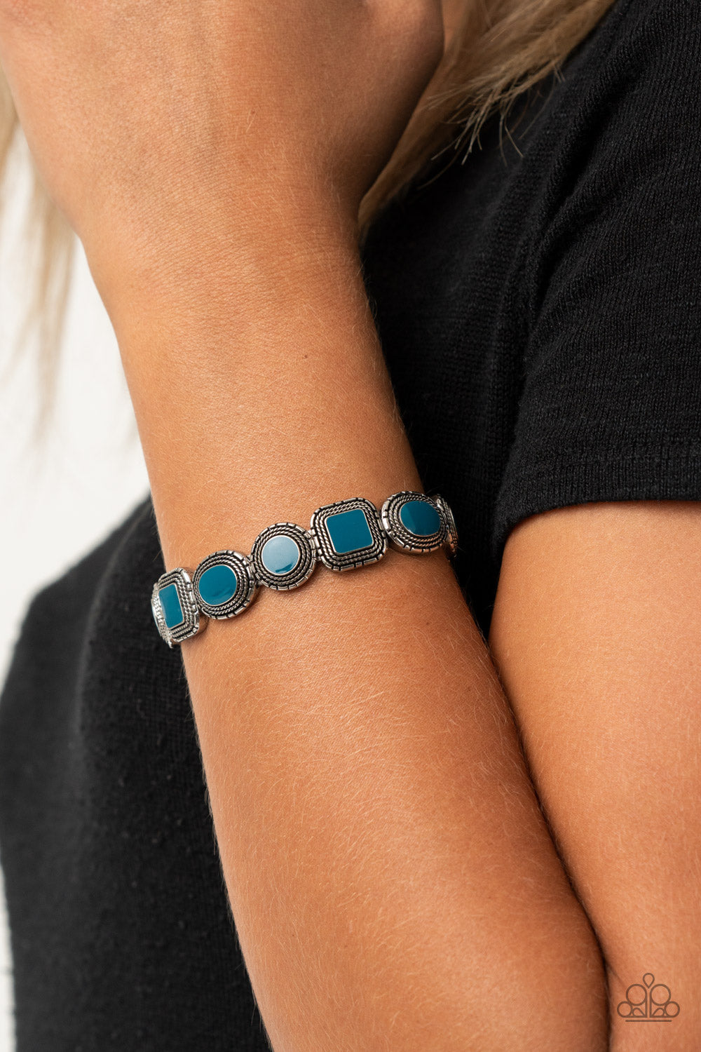 Vividly Vintage - Blue Paparazzi Bracelet