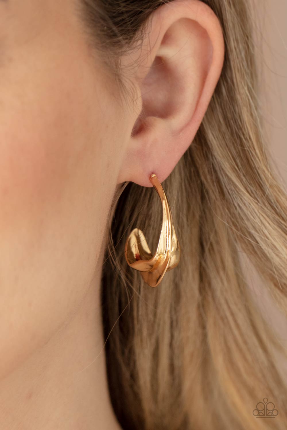 Modern Meltdown - Gold Paparazzi Hoop Earrings