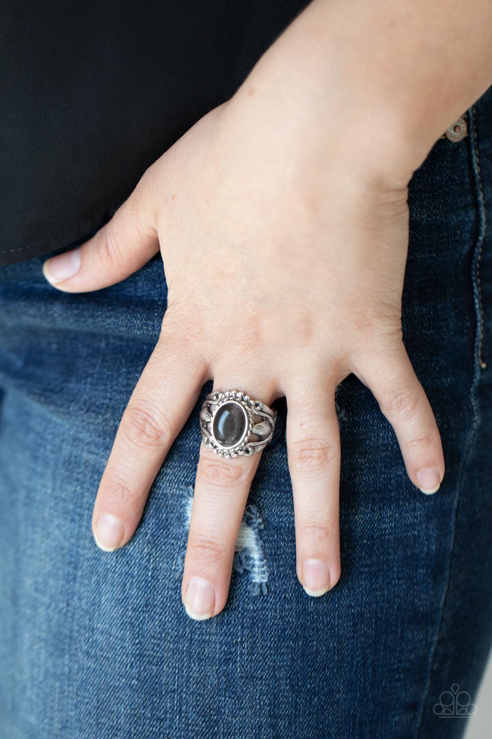 Jubilant Gem - Silver Paparazzi Ring