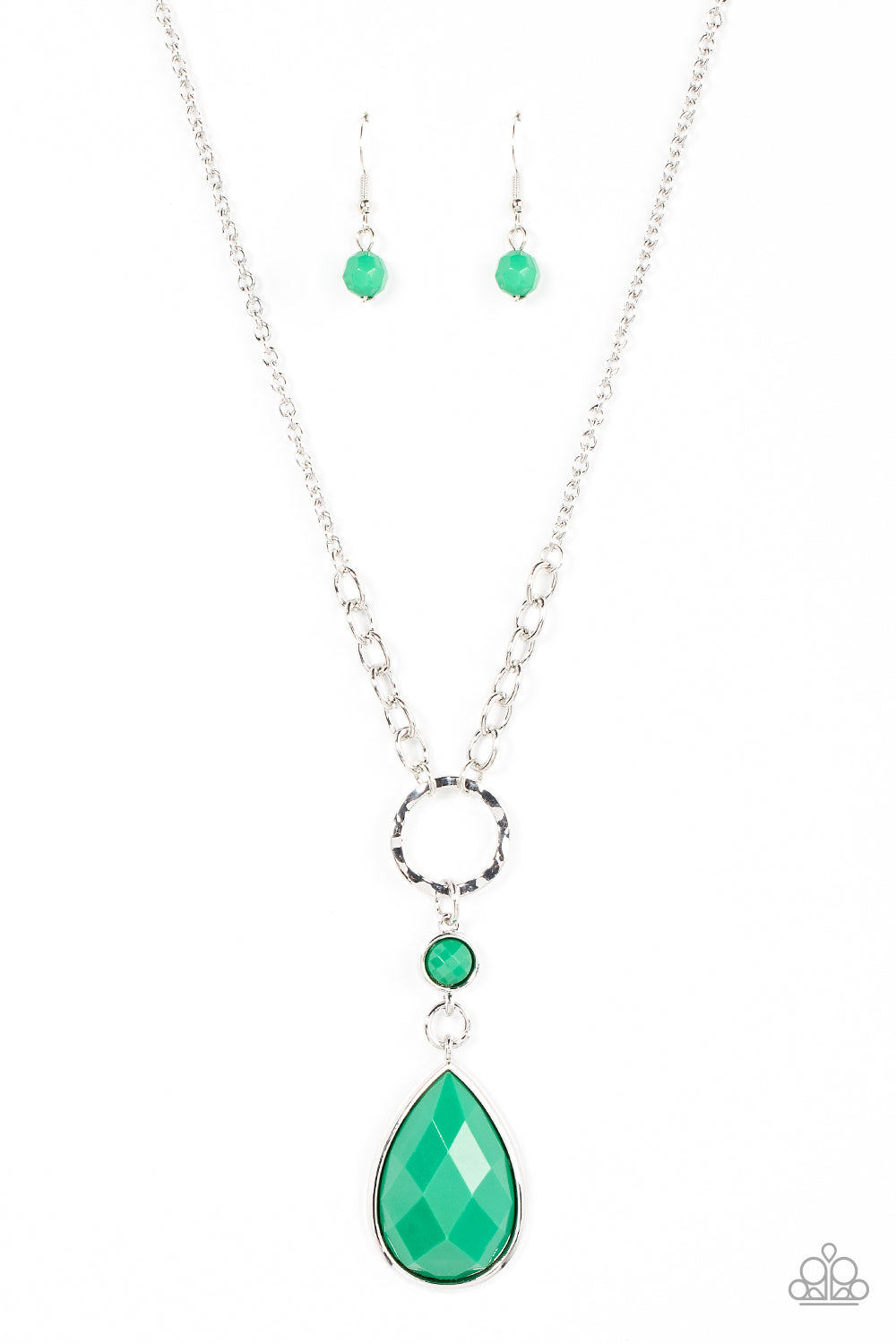 Valley Girl Glamour - Green Paparazzi Necklace