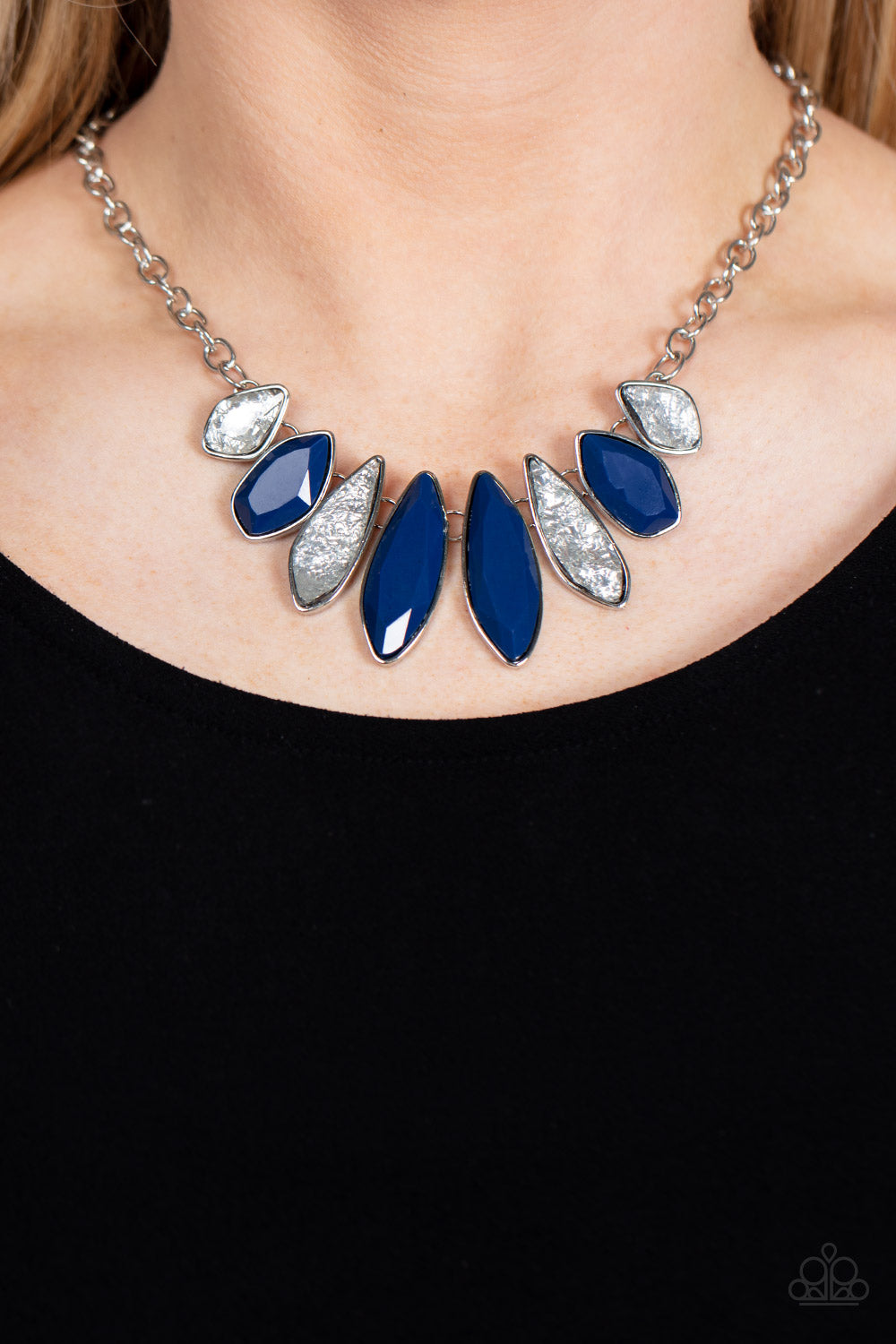 Crystallized Couture - Blue Paparazzi Necklace