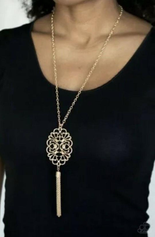 A Mandala of the People - Brass Paparazzi Necklace